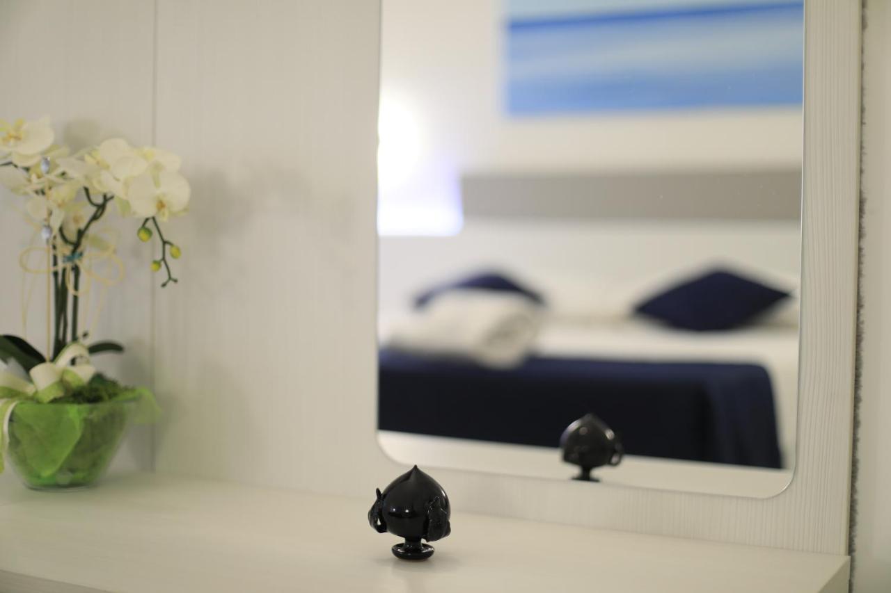 Royal Blue Apartment Porto Cesareo Luaran gambar